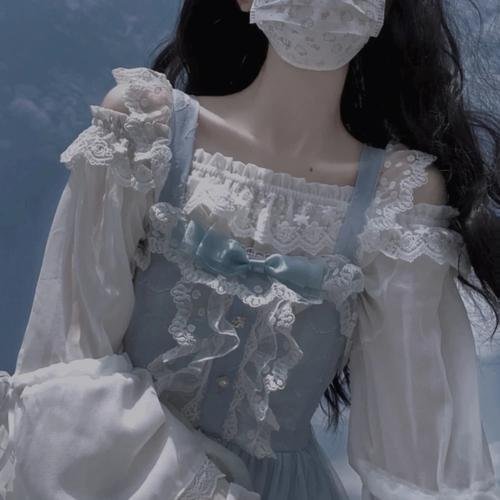 女孩舞步